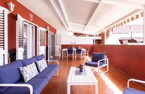 Puerto de Guimar Apartment | Frontline Starfish with pool