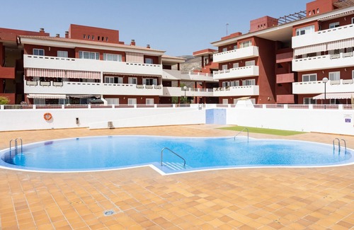 Puerto de Guimar Apartment | Frontline Starfish with pool