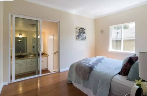 Glenview House | Fruitvale Gem Waiting for You