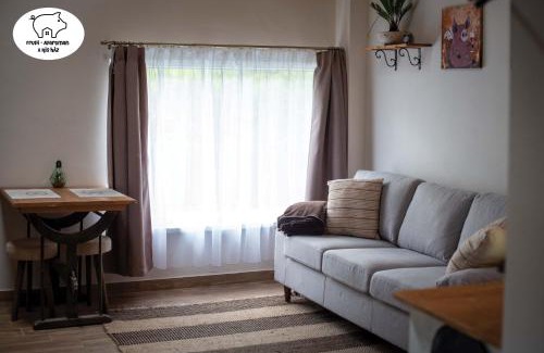 Ostoros Apartment | FruPi Apartmanok - A kis ház