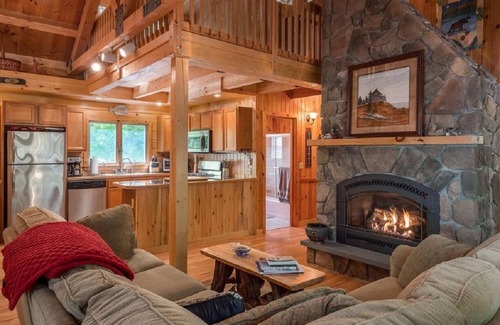Standish House | Frye Island Paradise - Renovated cabin on Sebago Lake - Just a ferry ride away