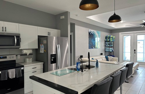 Lehigh Acres House | Ft Myers-Lehigh Acres/Electric Heated Pool + Hot Tub/Close to JetBlue Park