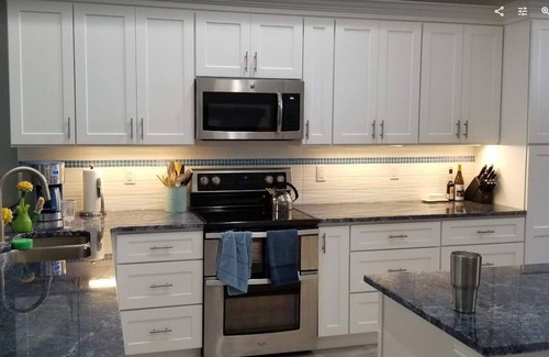 Iona House | Ft Myers: Remodeled 3BR/2BA in great golf and tennis gated community