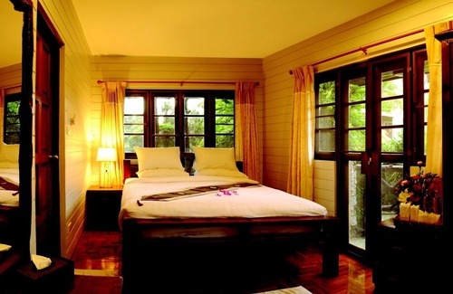 San Sai Hotel | Fuengfah Riverside Garden Resort