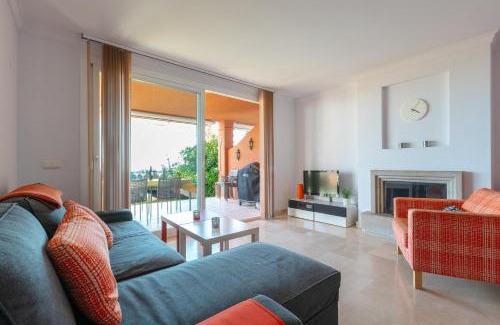 Torreblanca Apartment | Fuengirola Hills with Seaview
