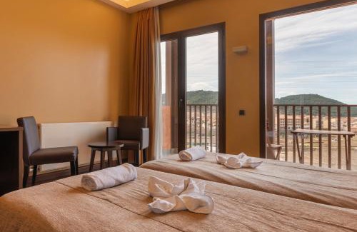 Valderrobres Hotel | Fuente del Miro