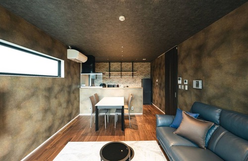 Fujikawaguchiko House | Fuji no Sato Alivio Building C/Minamitsurugun Yamanashi