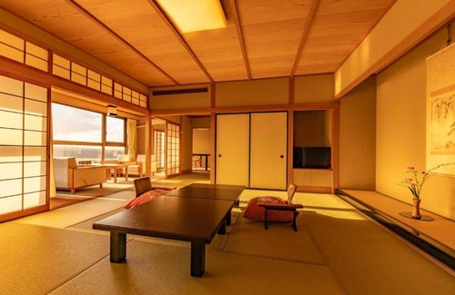 Kaga Hotel | Fujiya
