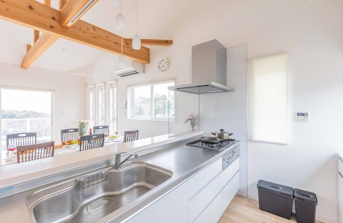 Shirahama House | Fukurou Ann