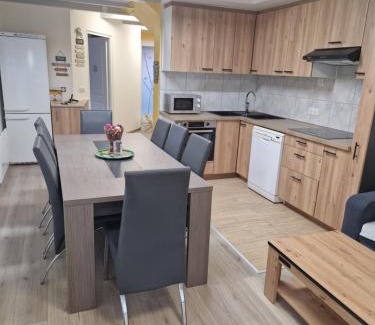 Uttenheim Apartment | full apartment