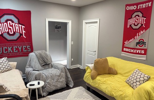 Braselton Apartment | Full bed, closet, mounted tv. Entire apartment included at this fabulous rate.