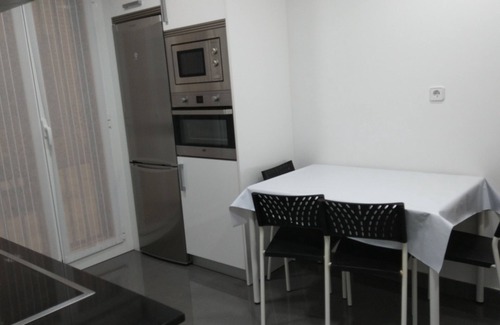 Logrono City Centre Apartment | FULL CENTER REFURBISHED 6 SEATS WIFI. 3 MINUTES FROM LAUREL STREET WALKING