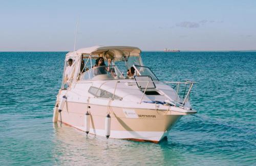 Msasani Peninsula Boat Rental | Full Day Boat Cruise mbudya