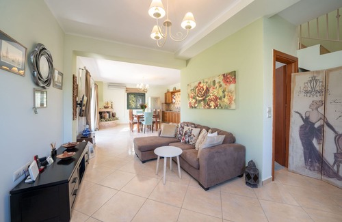Agia Efimia Villa | Full equipped villa with sea and mountain view 500meters from Agia Efimia center