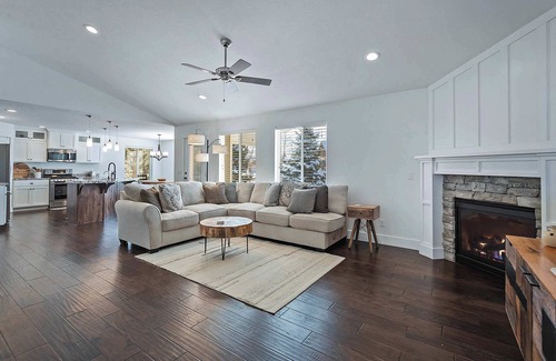 Francis House | Full-Home Rental in Francis! 25min to Ski Resorts and Main St.