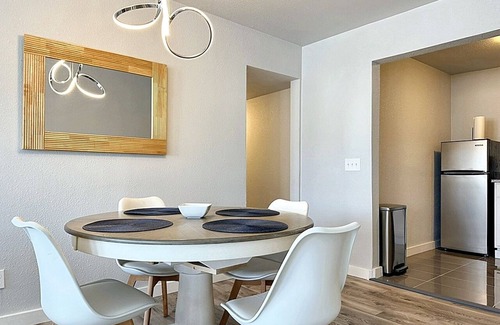 Central Oklahoma City House | Full-Kitchen 2 Bedroom House | 9 Mins to OKC State Fair #41A