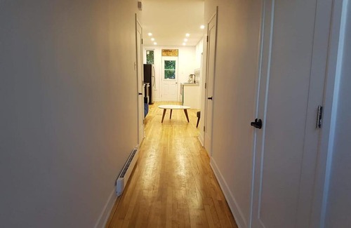 Mile End House | Full Kitchen \ Pet Friendly \ Room B