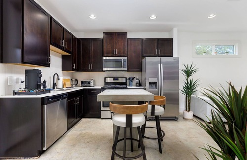 Southhampton Hills House | Full Office/Patio/Games/Relax, Work, Play!