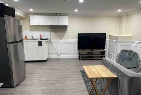Lakeview Apartment | Full Privacy Entire basement,kitchen,1parking