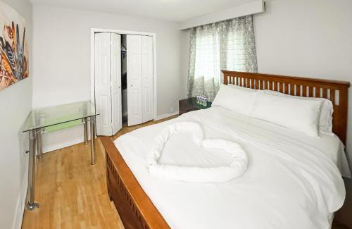 Woodbine Gardens Apartment | Full Privacy house with Free parkings