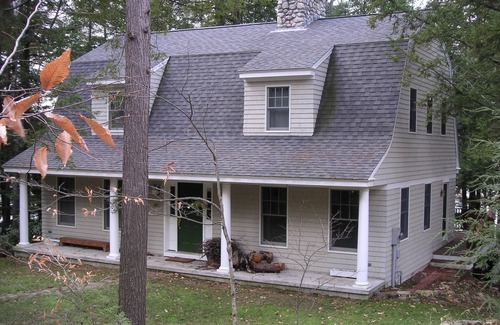 South Casco House | Full Season Beautiful Lakefront Retreat With Year Round Attractions