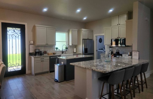 Austin House | Full Two-Story House close to Downtown Austin, Texas