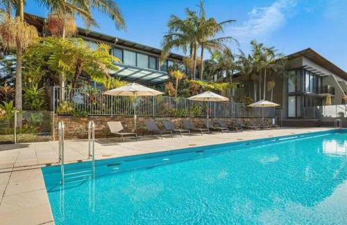 Byron Bay Apartment | Fuller Holidays - Kiah 8 - Belongil Beach Byron Town with Pool