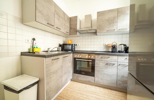 Kaßberg Apartment | FullHouse - Chemnitz - Leonardo Apt - 3 Bedrooms & Balcony