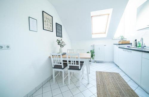 Sonnenberg Apartment | FullHouse - Chemnitz - M34 - 3 Beds - Nespresso