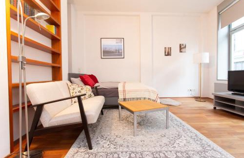 Zentrum-Sued Apartment | FullHouse - Leipzig - M14 Apartments - Balcony - SmartTV