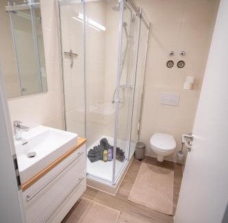 Zwickau Apartment | FullHouse - Zwickau - L96 - SmartTV - Nespresso - 2 Queensize Beds