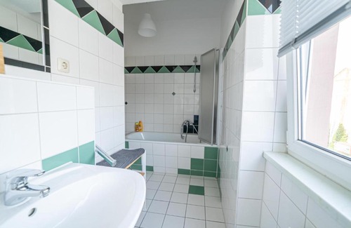 Gebiet Reichenbacher Str./Freiheitssiedlung Apartment | FullHouse - Zwickau - R85 Apartments - Parking - 3 Beds - Nespresso