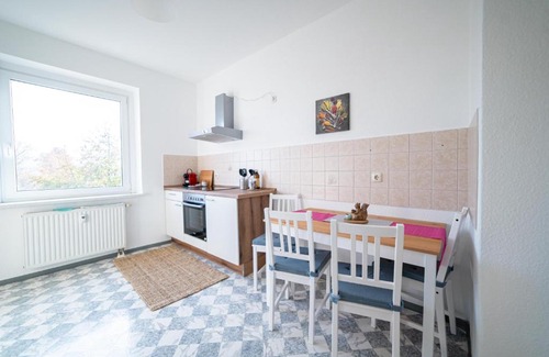 Gebiet Reichenbacher Str./Freiheitssiedlung Apartment | FullHouse - Zwickau - R85 Apartments - Parking - 3 Beds - Nespresso