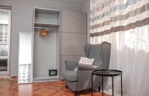 Freetown House | Fully Aircondition 3Bed Villa- A c- WiFi- Hotwater