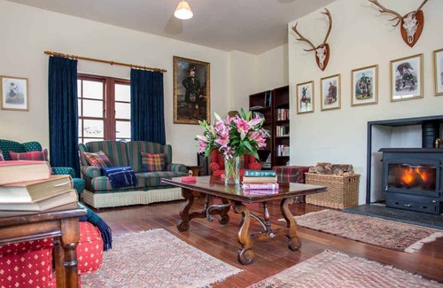 Spean Bridge House | Fully Catered Bespoke Highland Gatherings in a Stunning Wilderness Location