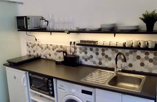 Belso-Ferencvaros Apartment | Fully equipped apartman close to the heart of the city Budapest.