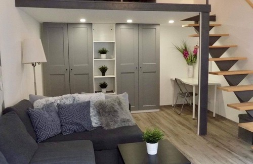Belso-Ferencvaros Apartment | Fully equipped apartman close to the heart of the city Budapest.