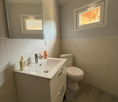 Montreuil-Bellay Apartment | Fully equipped one-bedroom apartment, unpack your bags