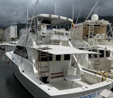 Caraballeda Boat Rental | Fully equipped Yacht for Fishing or staying