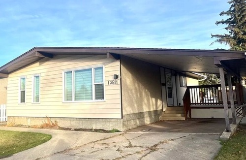 Northeast Edmonton House | Fully finished with basement.
