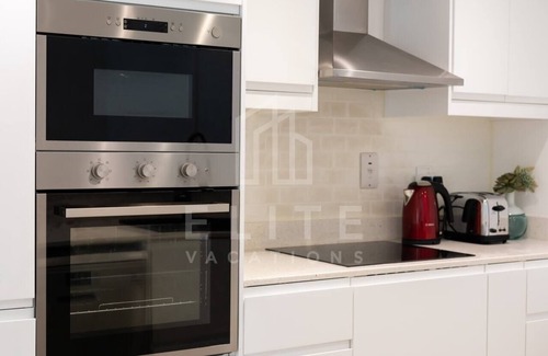 The Greens Apartment | Fully Furnished 1BR Apartment with Stunning Interior