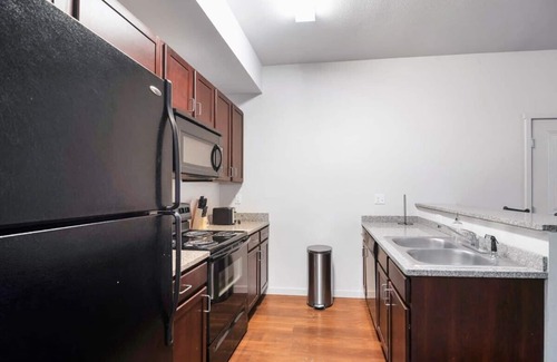 Greeley Apartment | Fully Furnished 2BR Centrally Located near DT