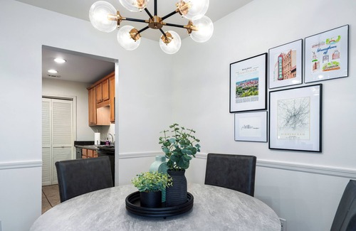 Meadowbrook Condo | Fully Furnished 2BR/2BA Condo off Hwy 280 near Birmingham