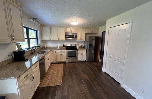Rockledge House | FULLY FURNISHED 3/2 MID-CENTURY ROCKLEDGE HOME!