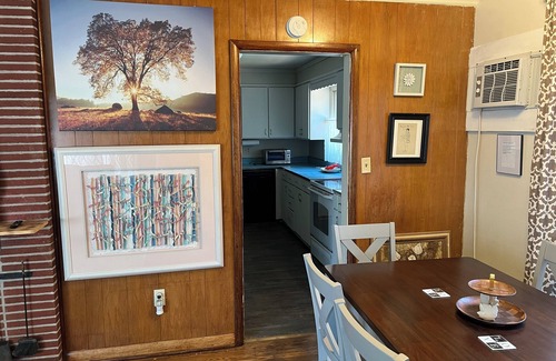 Salisbury House | Fully furnished 3-bedroom house sporting Queen-size beds in each room