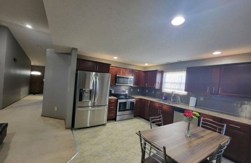 Summit Station House | Fully furnished 3-Bedroom, 2-Bathroom modern home with great amenities