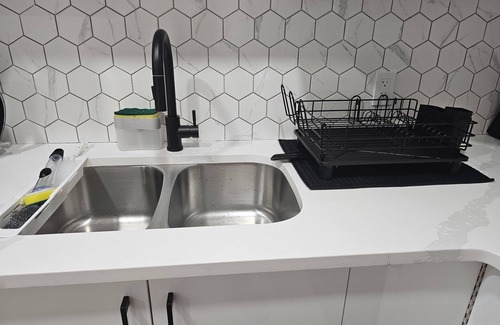 Southwest Edmonton Apartment | FULLY FURNISHED BRAND NEW 2-BEDROOM BASEMENT SUITE nFamily friendly house.