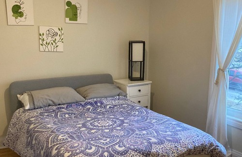 Tuxedo House | Fully Furnished Home, Close to Airport and Major Shopping Malls