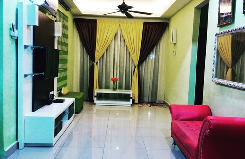 Telok Mas House | FULLY FURNISHED NICE LANDED HOUSE NEAR TOWN AND CITY