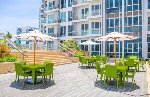 Cordova Condo | FULLY FURNISHED CONDO NEAR SHANGRILLA MACTAN & AIRPORT
